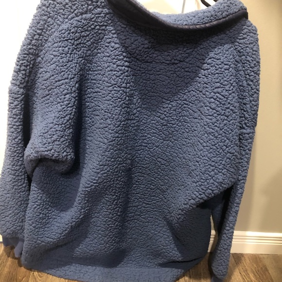 Aerie Dream Sherpa Quarter Zip Sweatshirt - Picture 3 of 4